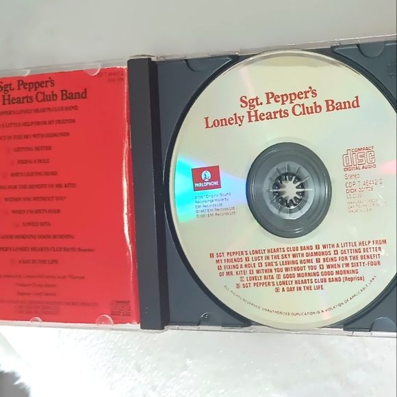 The Beatles CD Sgt. Pepper's Lonely Hearts Club Band - Picture 4 of 6